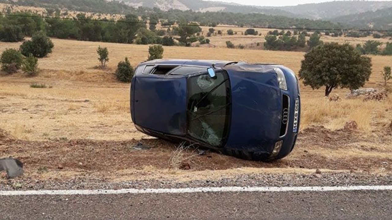 Gölbaşında otomobil takla attı: 2 Yaralı