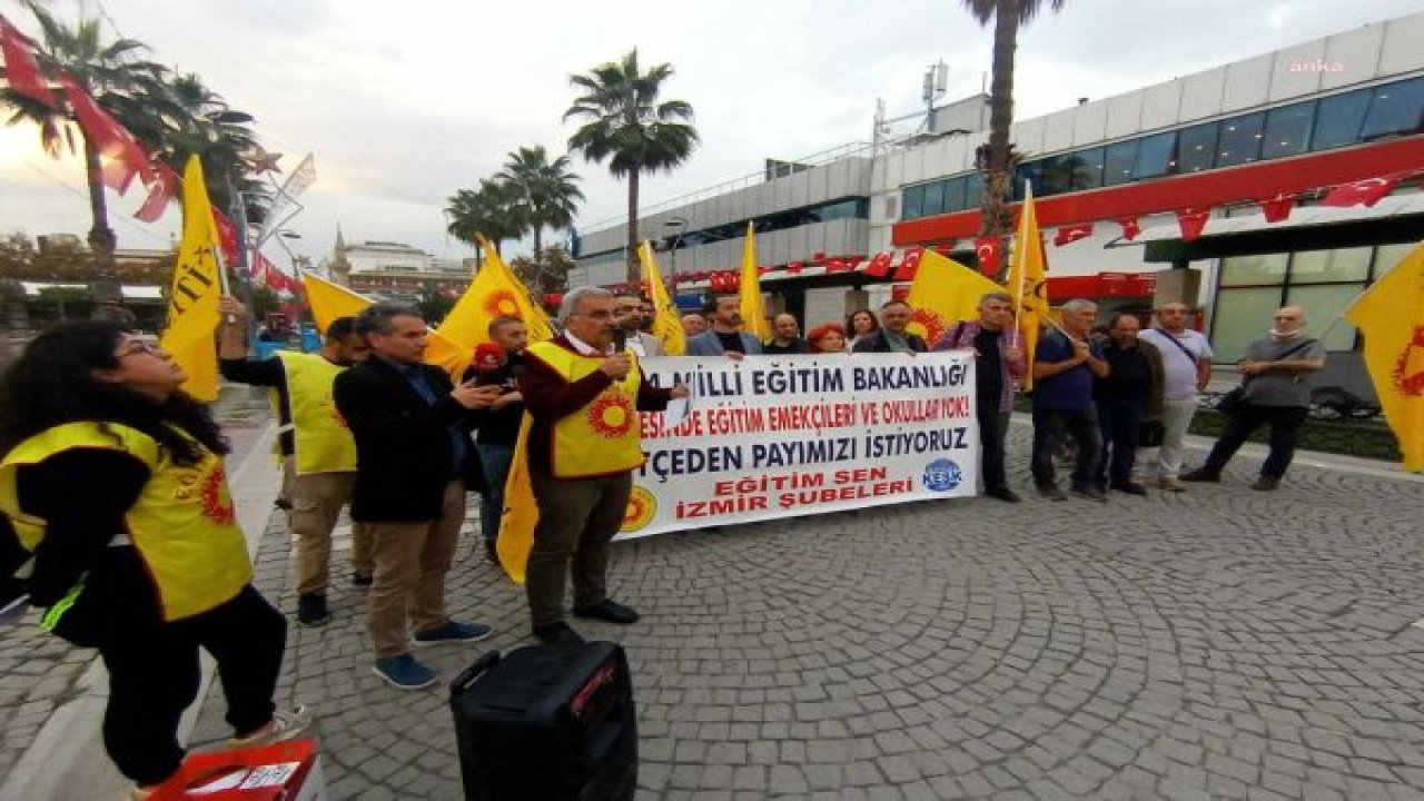 EĞİTİM SEN İZMİR’DEN BÜTÇE PROTESTOSU: “DEVLETİN EĞİTİM HARCAMASI AZALIRKEN HANE HALKININ CEBİNDEN YAPILAN HARCAMALAR ARTTI”