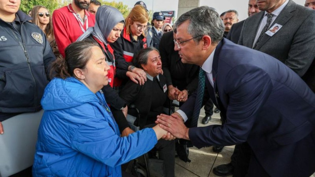 ÖZGÜR ÖZEL: "ANKARA’DA GEÇİRDİĞİ TRAFİK KAZASINDA ŞEHİT OLAN BEKÇİMİZ HALİL KARA İÇİN DÜZENLENEN CENAZE TÖRENİNE KATILARAK, BAŞ SAĞLIĞI DİLEKLERİMİZİ İLETTİK"