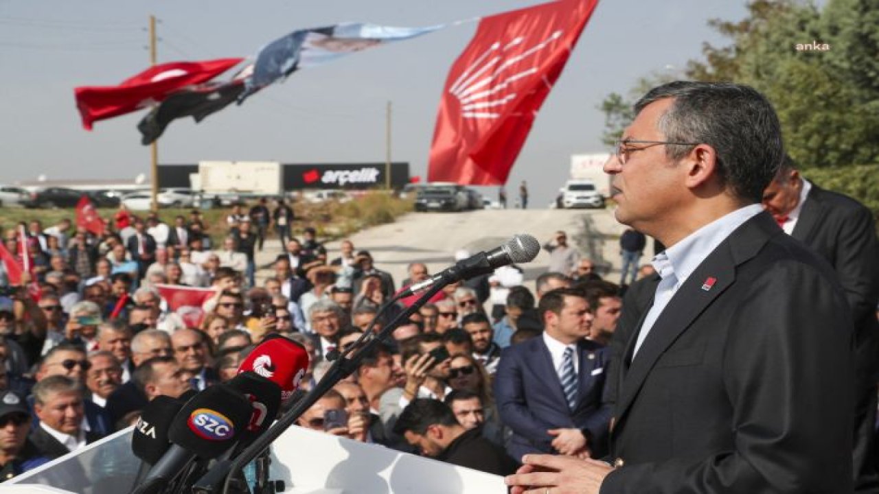 ÖZGÜR ÖZEL: "BUNDAN SONRA HATAY'I TÜRKİYE GÜNDEMİNDEN DÜŞÜRMELERİNE İZİN VERMEYECEĞİM. ANA MUHALEFET LİDERİ BİR İŞİ ŞAHSİ MESELESİ BELLERSE O KENTİ TÜRKİYE'NİN GÜNDEMİNDEN DÜŞÜRMEYE KİMSENİN GÜCÜ YETMEZ"