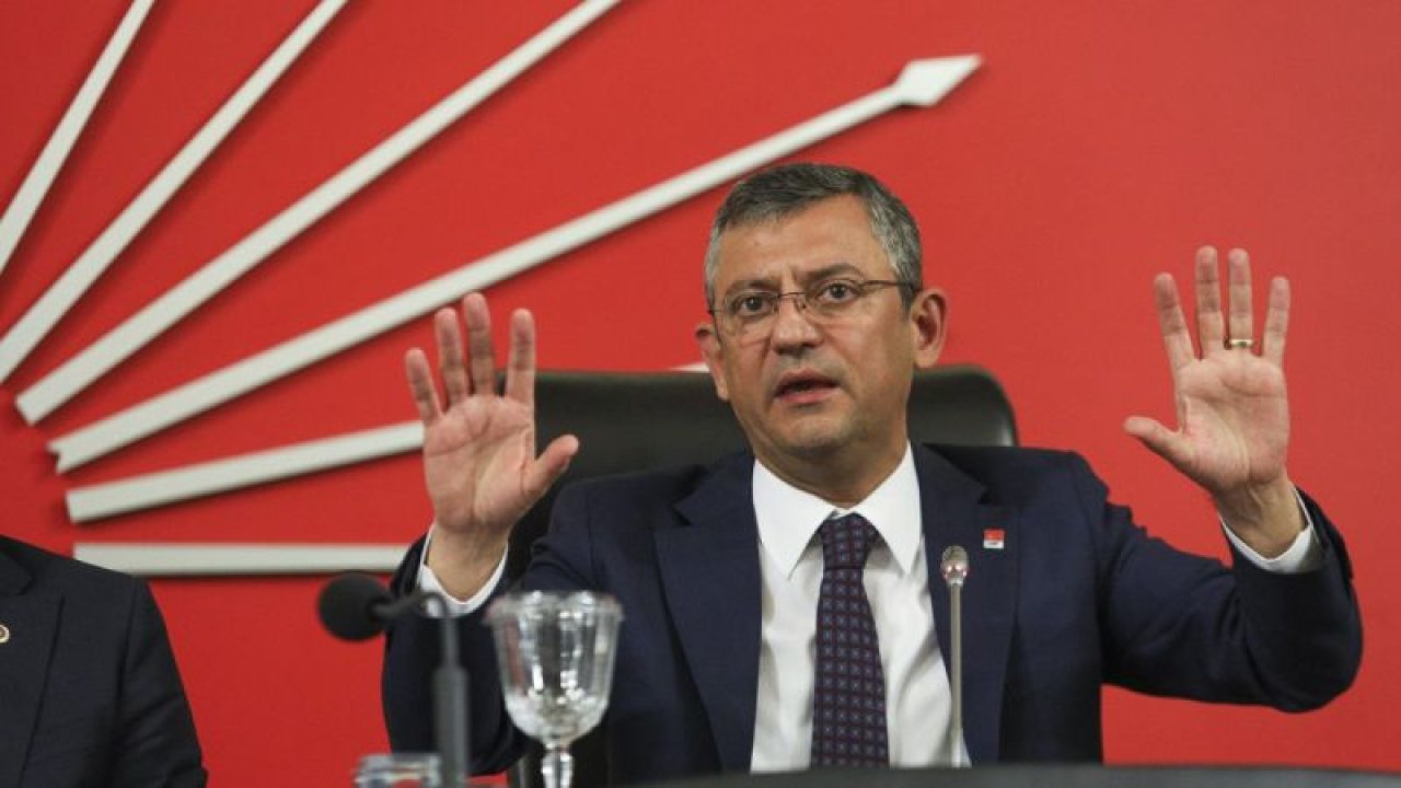 CHP GENEL BAŞKANI ÖZGÜR ÖZEL İL BAŞKANLARI TOPLANTISINA BAŞKANLIK ETTİ