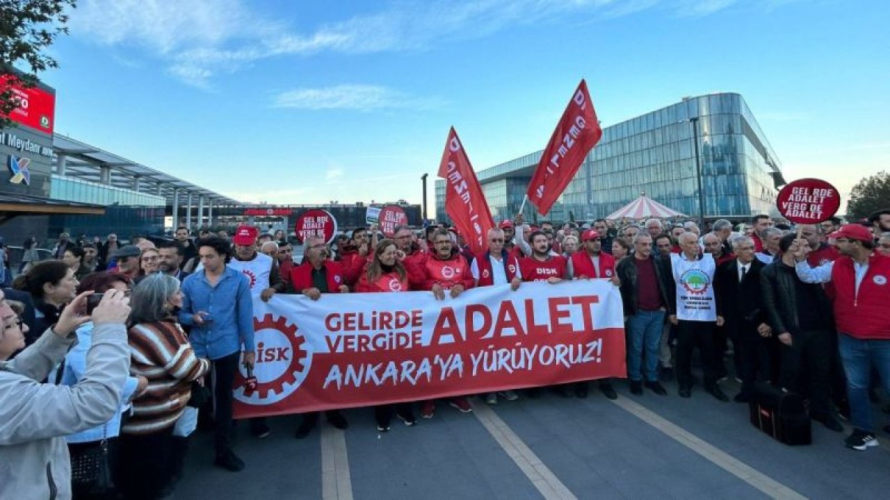 DİSK’İN İSTANBUL’DAN ANKARA’YA YÜRÜYÜŞÜ BURSA’DA... ÇERKEZOĞLU: “SENDİKALAŞMANIN, ÖRGÜTLENMENİN ÖNÜNDEKİ ENGELLERİN KALDIRILDIĞI EMEĞİN TÜRKİYE’Sİ İÇİN YÜRÜYORUZ”