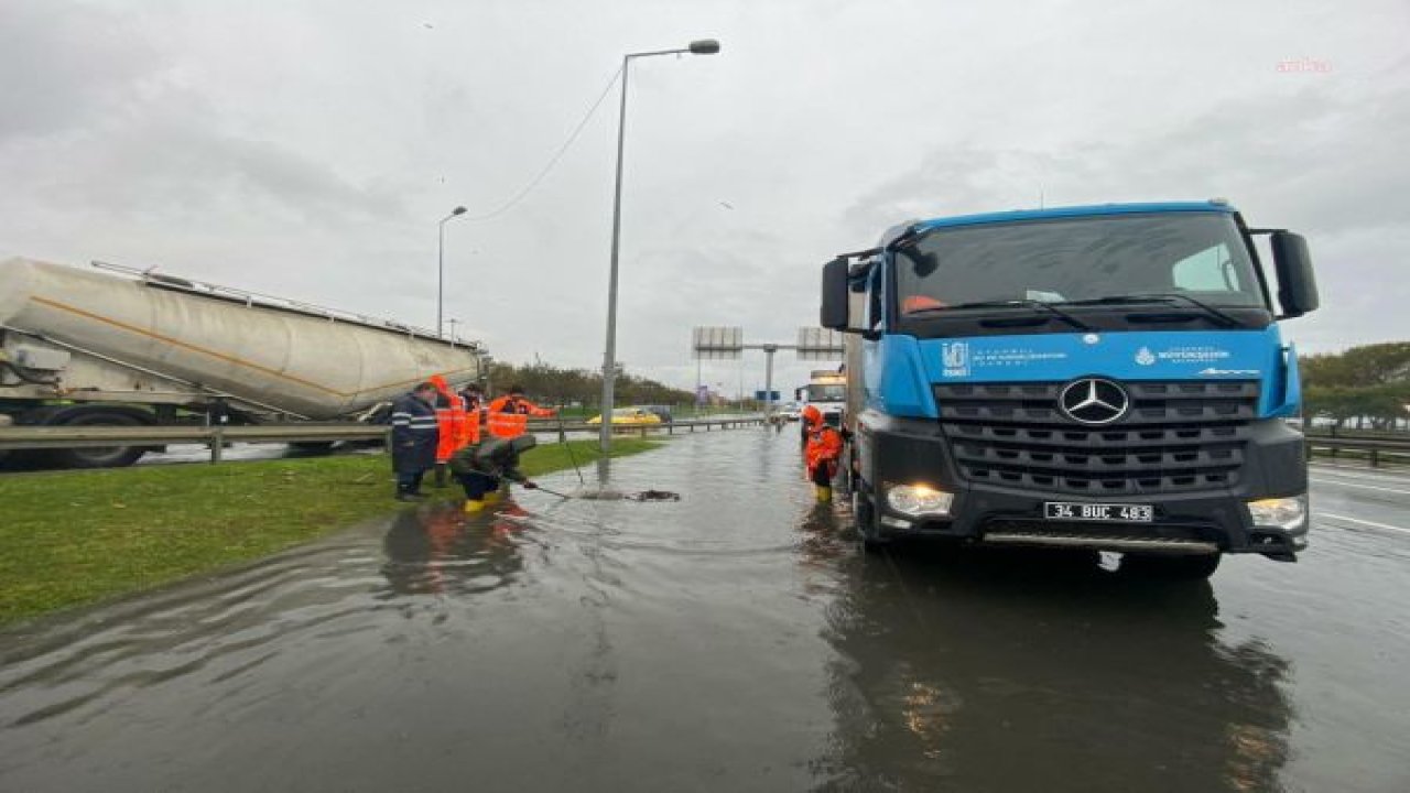 İSTANBUL'DA YAĞIŞ ETKİLİ OLUYOR... İBB EKİPLERİ ALARM DURUMUNDA