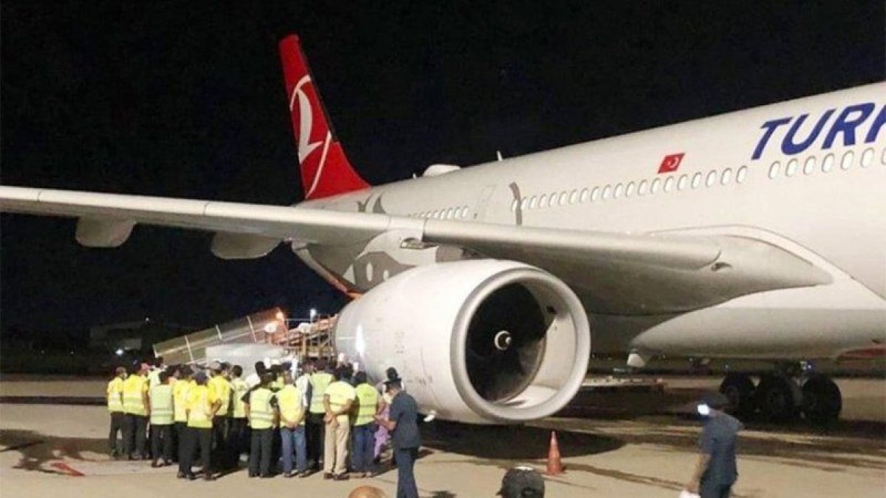 Türk Hava Yolları uçağına konteyner çarptı