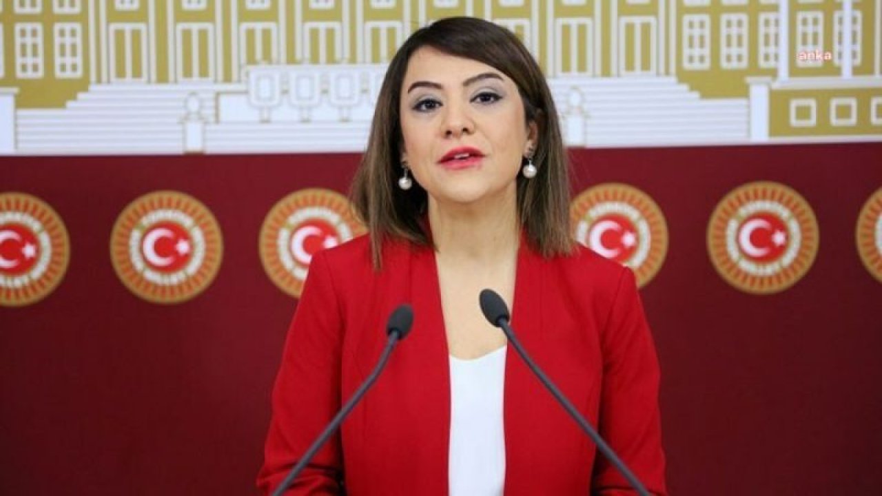 GAMZE TAŞCIER’DEN BAKAN IŞIKHAN’A: “ASGARİ ÜCRETİN YILDA TEK SEFER VERİLMESİ MECBURİYET DEĞİL, SİZLERİN TERCİHİDİR. AKP’NİN TERCİHİ AÇLIK, SEFALET VE YOKSULLUĞUN SÜRMESİDİR”