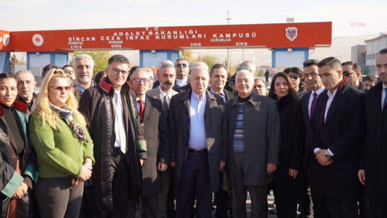 ÜMİT ÖZDAĞ SİNCAN KAPALI CEZAEVİ’NİN ÖNÜNDE: “HER GÜN ARKADAŞLARIMIZ İÇİN GÖSTERİ YAPACAĞIZ. TÜRKİYE’NİN HER YERİNDE YAPACAĞIZ TA Kİ BU VATANSEVERLERİ HAPİSHANEDEN DIŞARI ÇIKARANA KADAR”