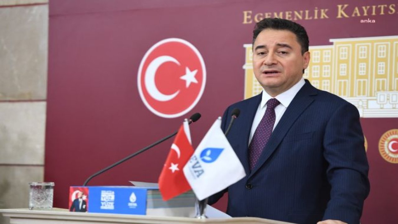 ALİ BABACAN: “YÜZDE 10’LUK OYUYLA SAYIN BAHÇELİ, ÜLKENİN BAŞINDA KAYYIM GİBİ HAREKET ETMEKTE”