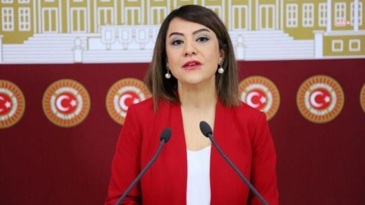 GAMZE TAŞCIER, BAKAN YERLİKAYA'YA AFGAN GÖÇMENİN İKİ KARISININ DA EŞ OLARAK NÜFUSA KAYDEDİLDİĞİ İDDİASINI SORDU: "TÜRKİYE'DE BUNDAN SONRA AFGANİSTAN YASALARI MI GEÇERLİ OLACAKTIR?"