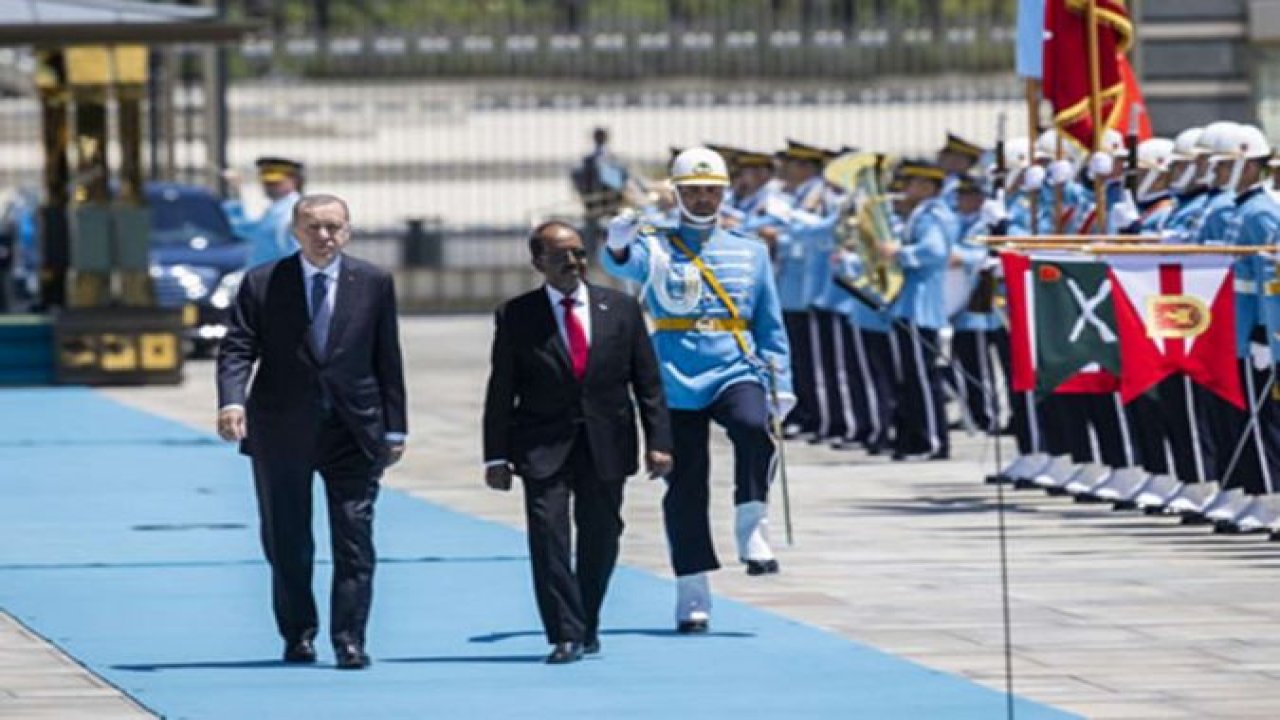 Somali Cumhurbaşkanı Mahmud Cumhurbaşkanlığı Külliyesinde