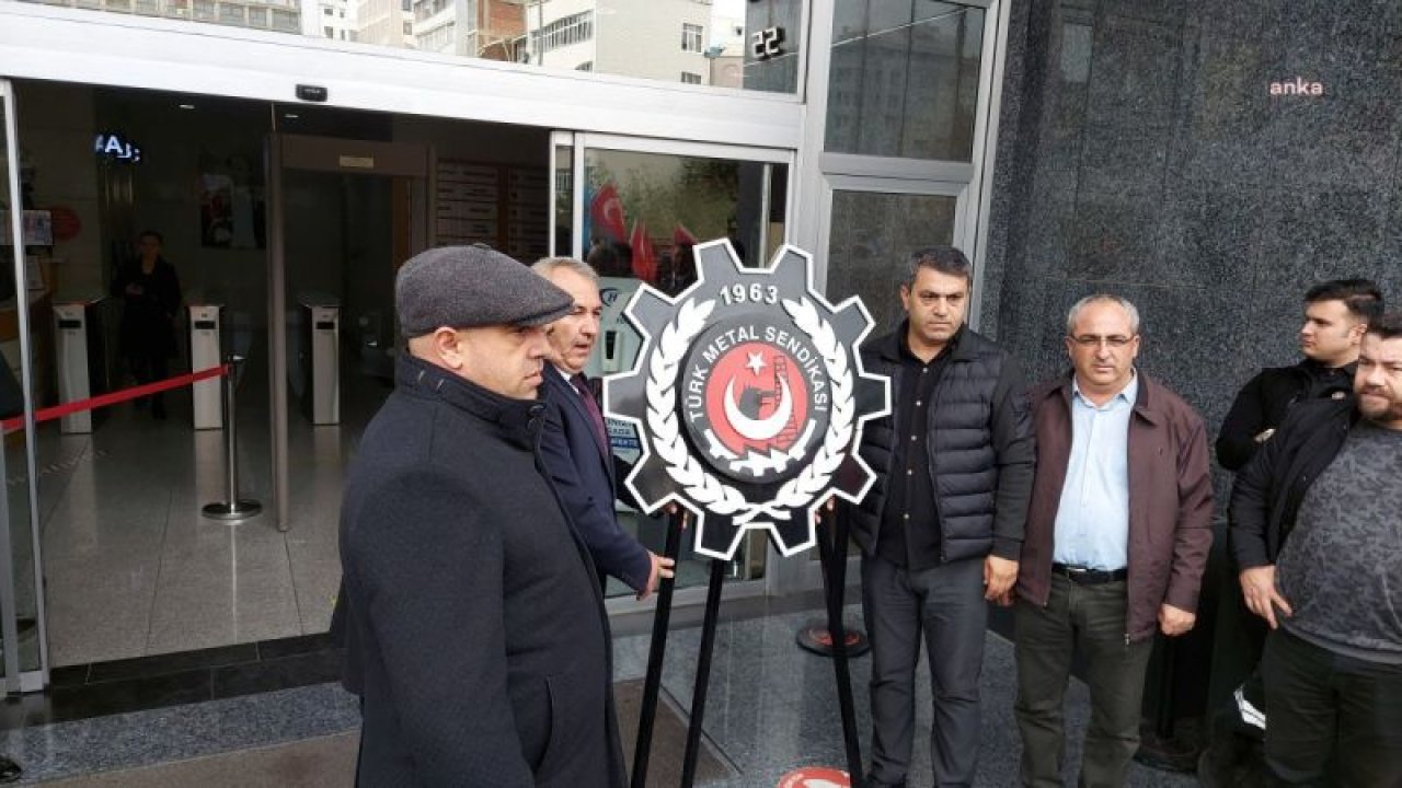 TÜRK METAL, İZMİR'DE DE MESS'İ PROTESTO ETTİ: "ARTIK DAYANACAK GÜCÜMÜZ KALMADI, MÜZAKEREYİ BİTİRMEK İSTİYORUZ”