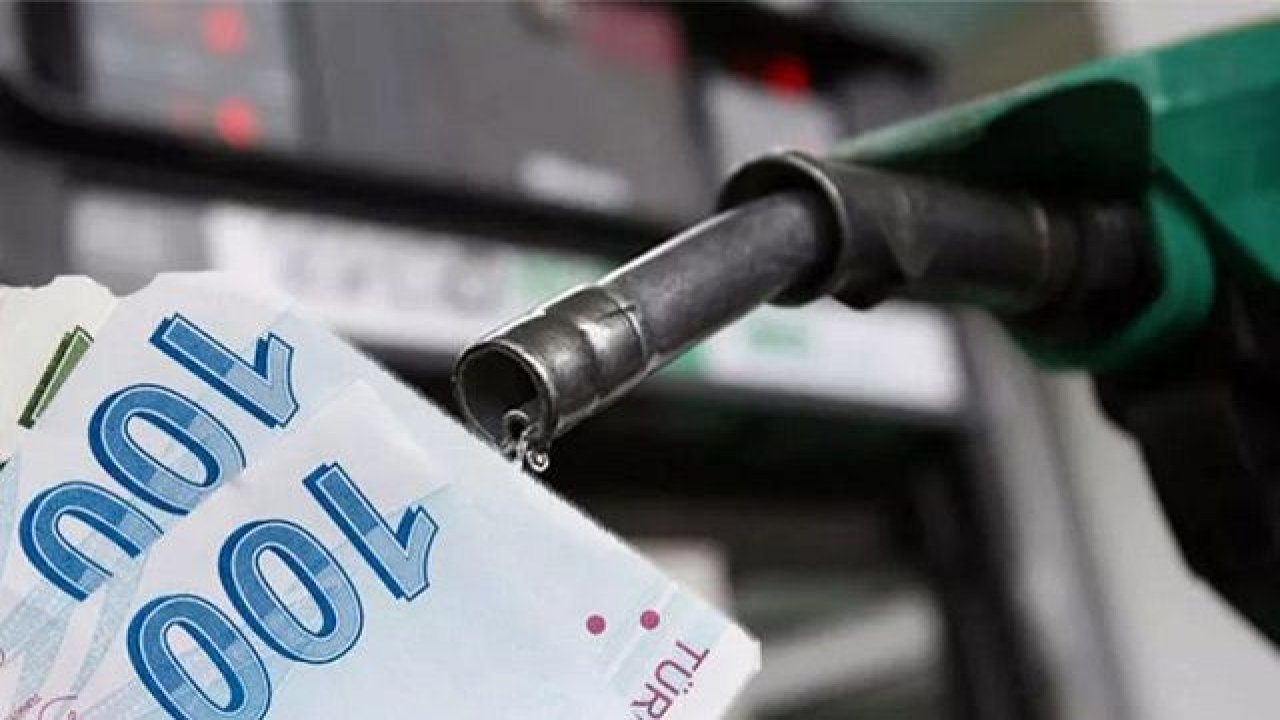 Avrupa'da en ucuz benzin Türkiye'de haberine sosyal medyada tepki yağdı: "Avrupa'da asgari ücret 1500 Euro, Türkiye'de 300 Euro!"