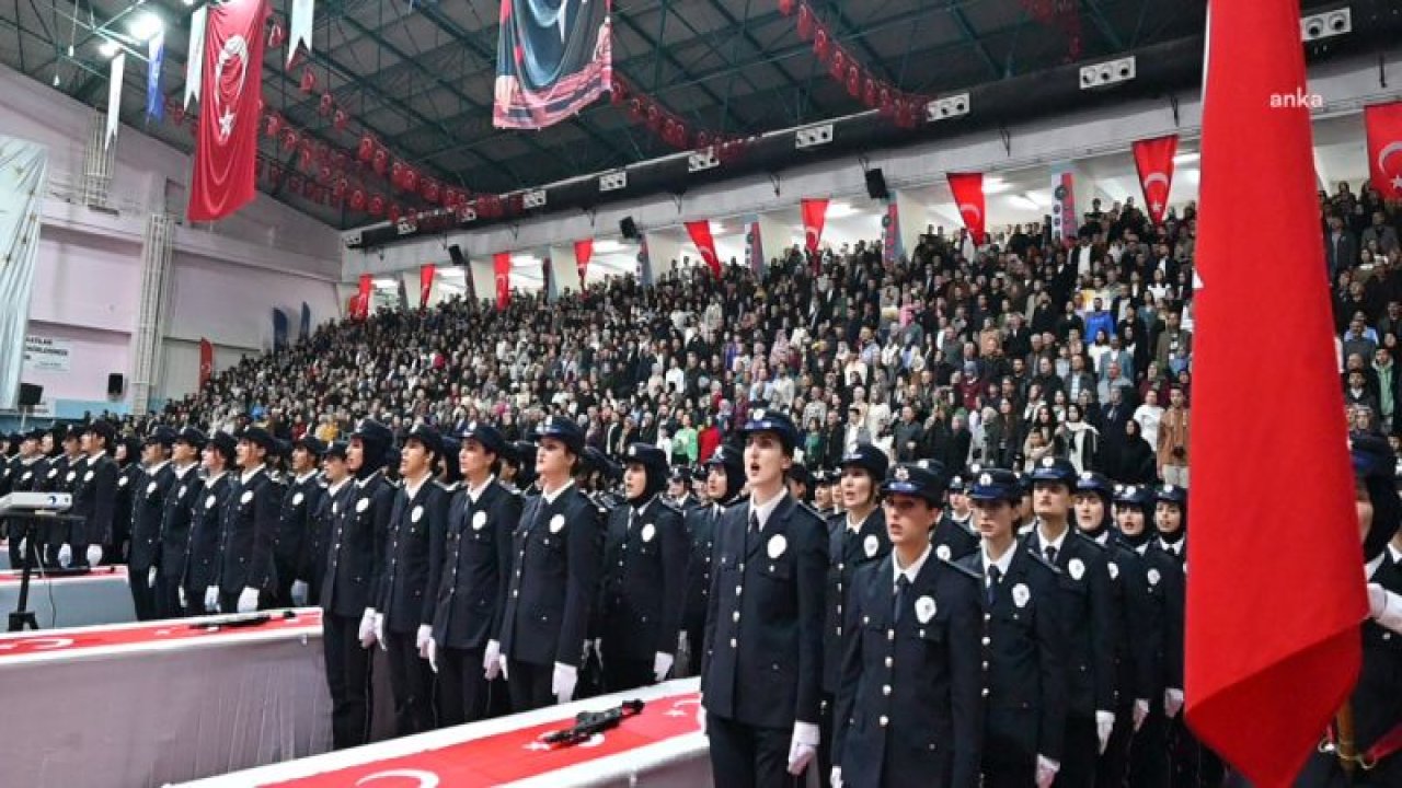 YOZGAT POMEM’DE 861 KADIN POLİS ADAYI MEZUN OLDU, SEVİNÇLERİNİ AİLELERİYLE PAYLAŞTI