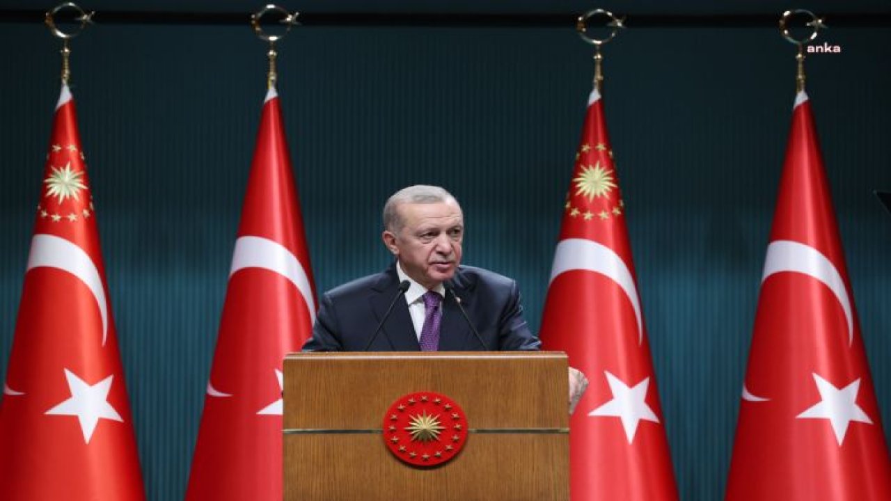 CUMHURBAŞKANI ERDOĞAN, HASAN BİTMEZ’İN VEFATI NEDENİYLE SAADET PARTİSİ GENEL BAŞKANI KARAMOLLAOĞLU'NU ARAYARAK  BAŞSAĞLIĞI DİLEDİ