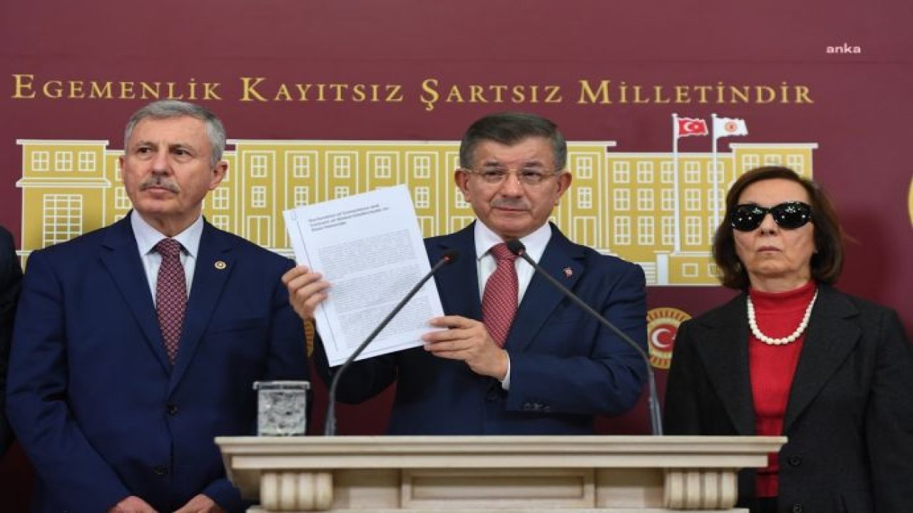 AHMET DAVUTOĞLU, KÜRESEL VİCDAN BİLDİRGESİ'Nİ AÇIKLADI: "FİLİSTİNLİ MÜLTECİLER İÇİN KURULMUŞ BM ÖRGÜTÜNE, GAZZE'DE YERİNDEN EDİLEN BÜTÜN İNSANLAR İÇİN DERHAL BİR YERLEŞİM PROGRAMI UYGULAMASI ÇAĞRISINDA BULUNUY