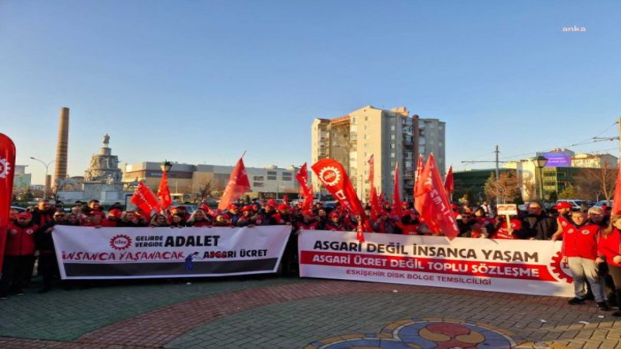 DİSK GENEL BAŞKANI ÇERKEZOĞLU: "DAHA FAZLA VERGİ ALMAK İSTİYORSANIZ ARTIK HALKIN CEBİNE BAKMAKTAN VAZGEÇİN, YETER. ÇEKİN ELİNİZİ SOFRAMIZDAKİ EKMEKTEN, ÇOLUĞUMUZUN ÇOCUĞUMUZUN GELECEĞİNDEN”