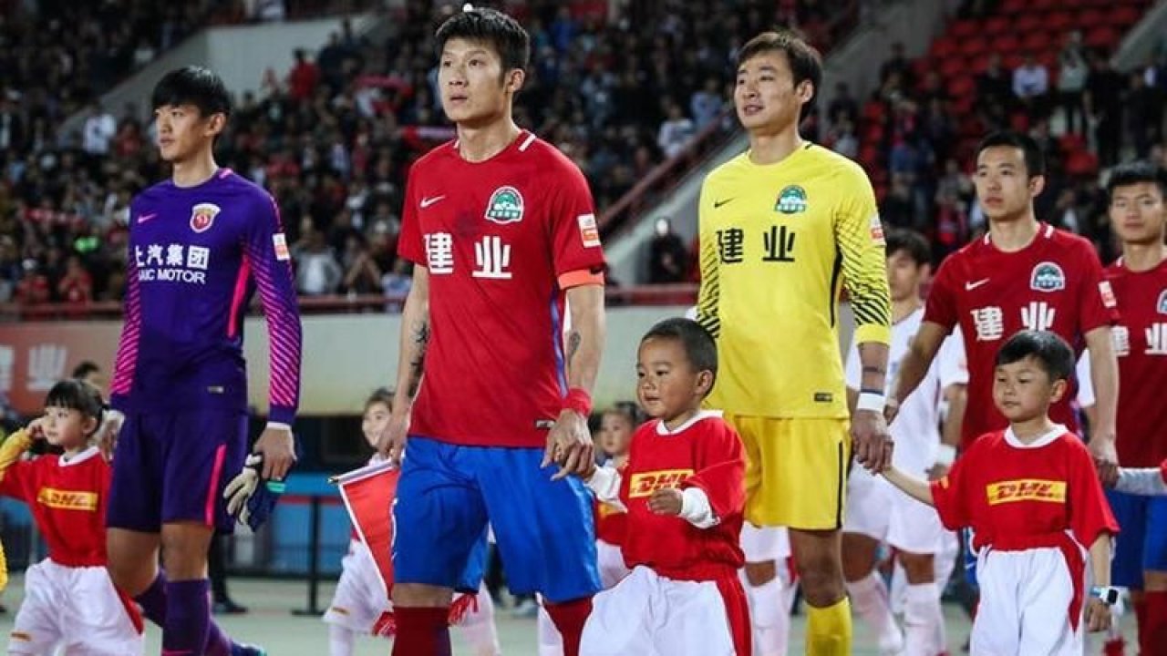Çin futbolu iflas etti