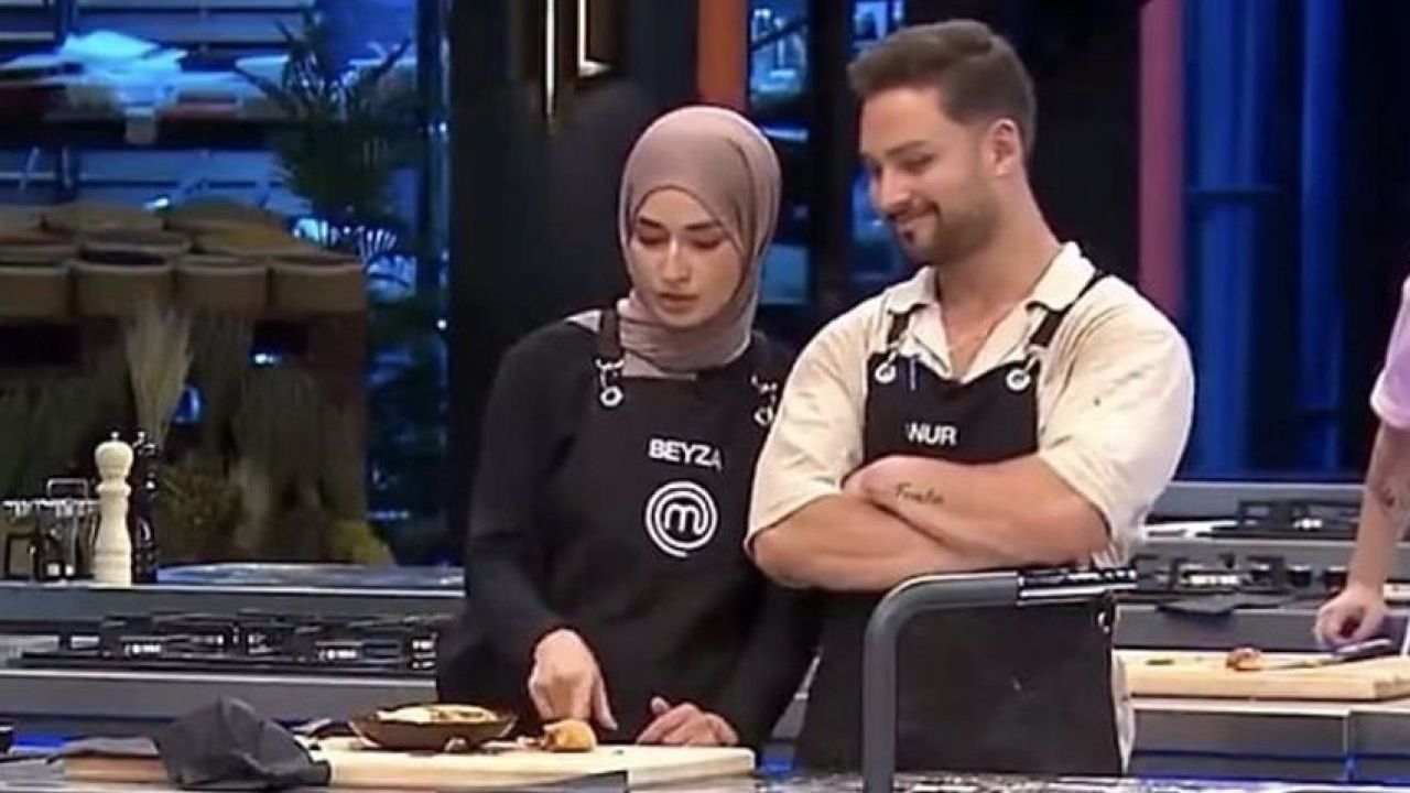 MasterChef Beyza ve Onur Aşk mı Yaşıyor?