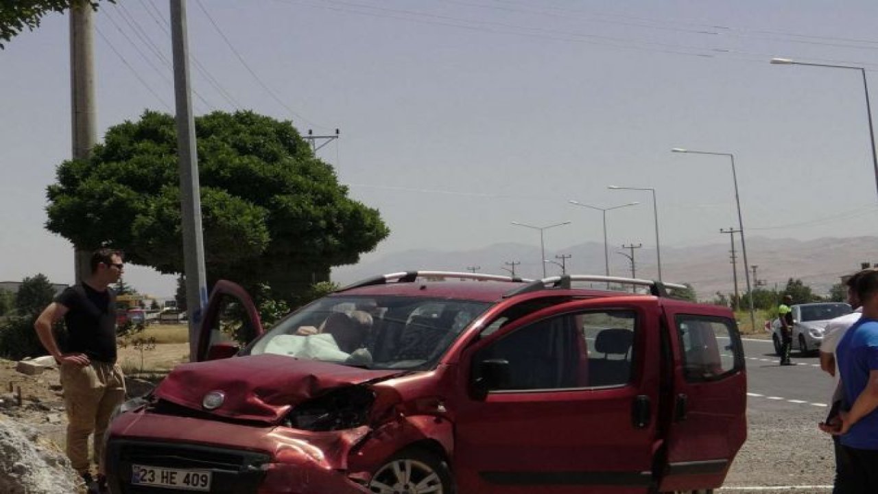 Elâzığ`da trafik kazası: 4 yaralı