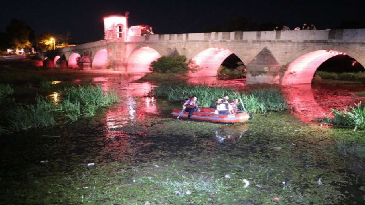 Edirne'de nehre düşen kişiyi AFAD ekipleri kurtardı