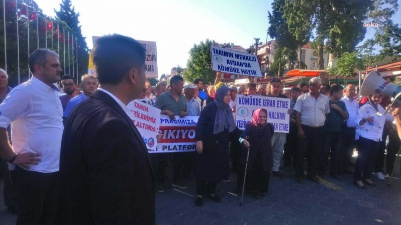 TAVAS HALKI, BÖLGEDEKİ KÖMÜR MADENİNİN KAPASİTESİNİN ARTIRILMASINI PROTESTO ETTİ: “GEREKİRSE O KEPÇELERİN ÖNÜNDE ETTEN DUVAR ÖRECEĞİZ”