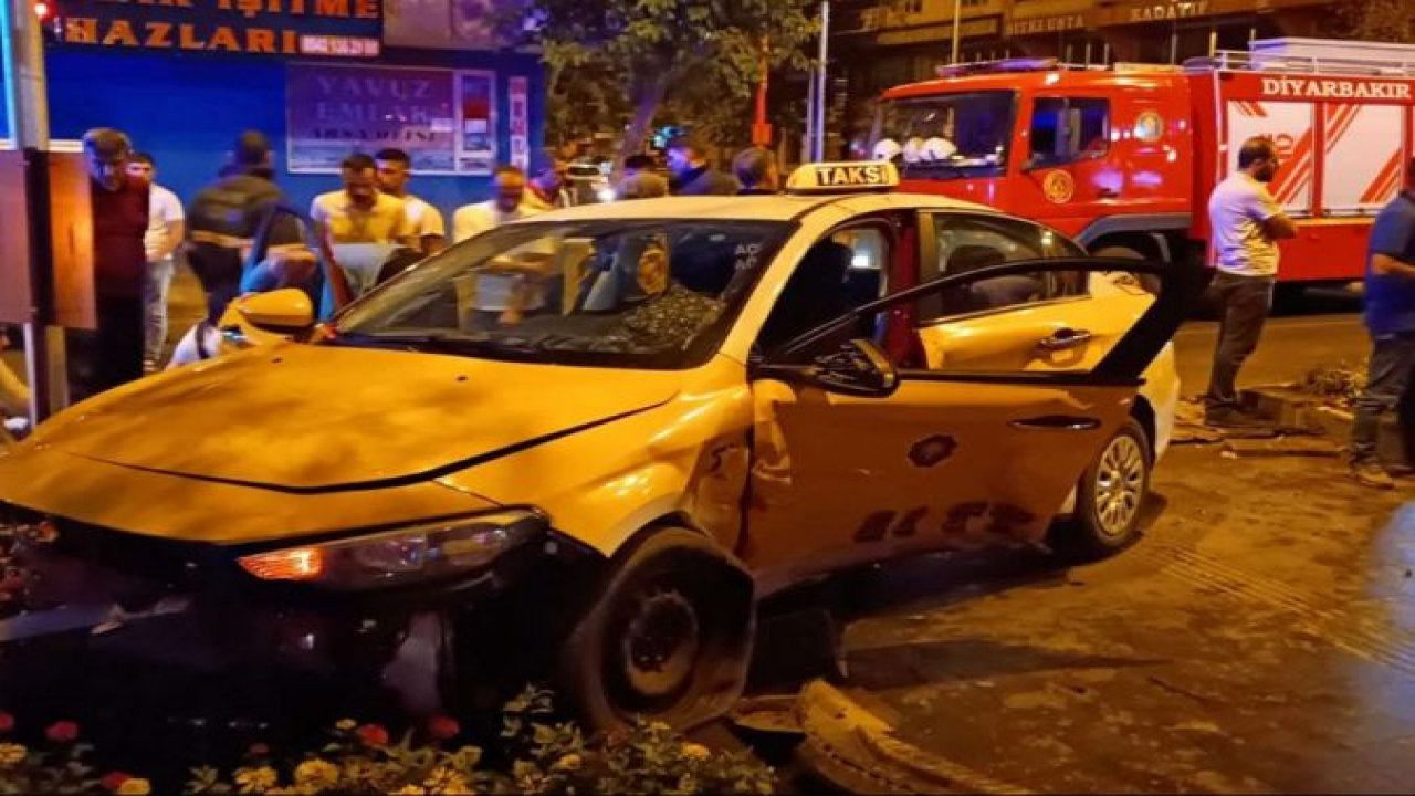 Diyarbakır'da trafik kazası: 3 yaralı