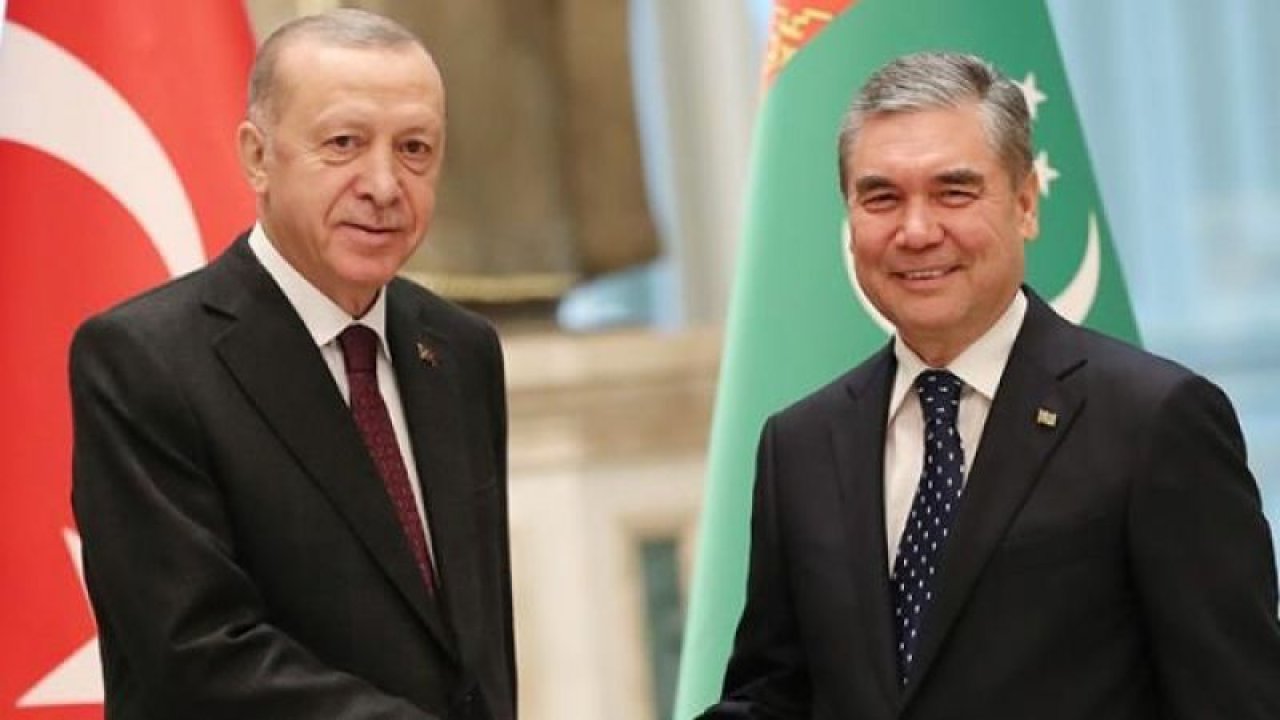 Başkan Erdoğan Türkmenistan'da! İmzalar atıldı