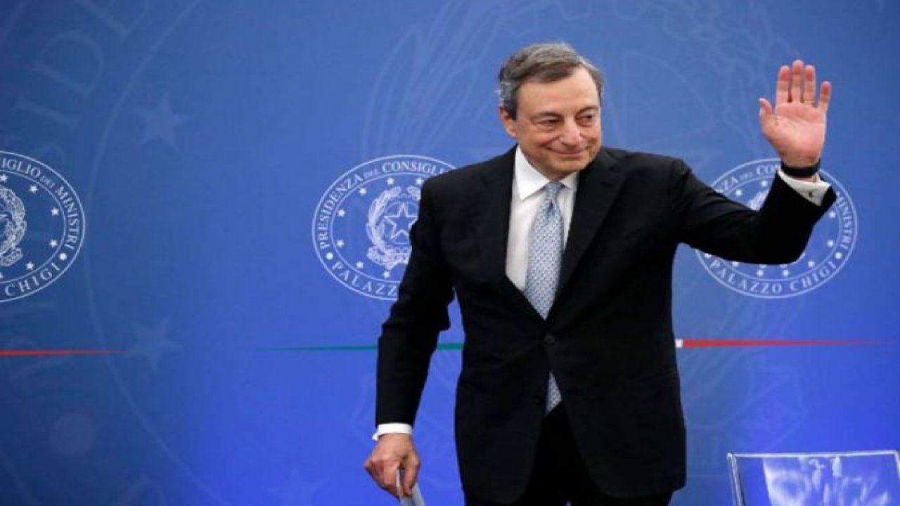 İtalya Başbakanı Draghi istifa etti