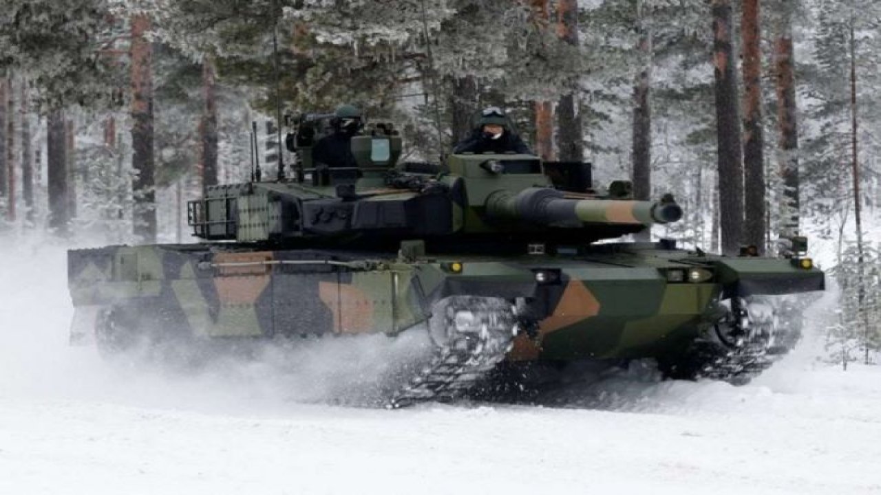 Polonya, Güney Kore'den 48 savaş uçağı ve 180 tank alacak