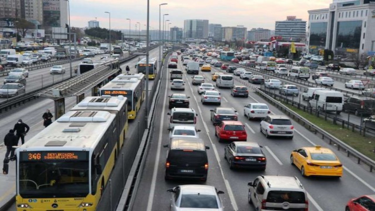 Trafikteki araç sayısı 106 bin 88 arttı