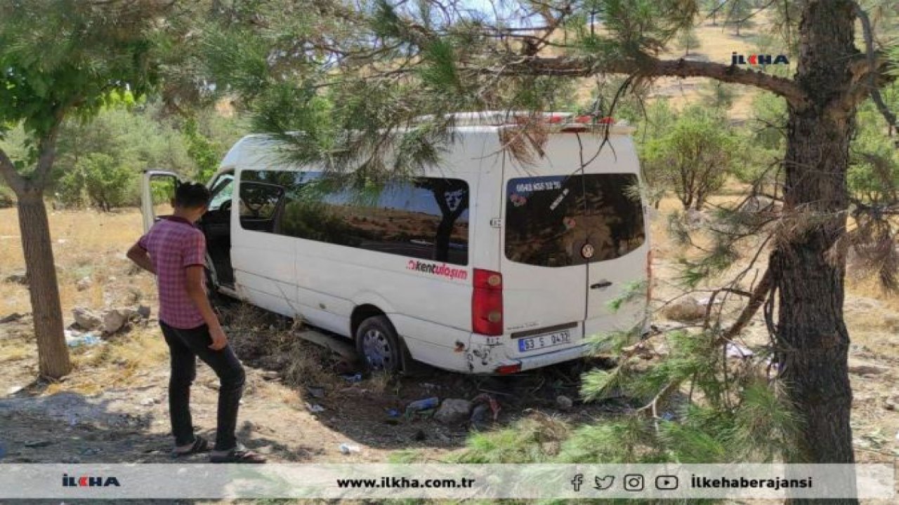 Şanlıurfa'da işçi servisi ağaca çarptı: 12 yaralı