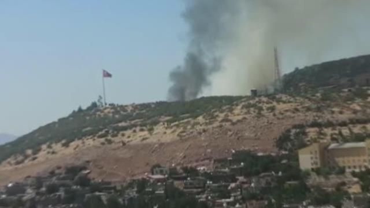 Şırnak'ta askeri mühimmat deposu sayım sırasında havaya uçtu!  Yaşanan patlamada 2 asker...