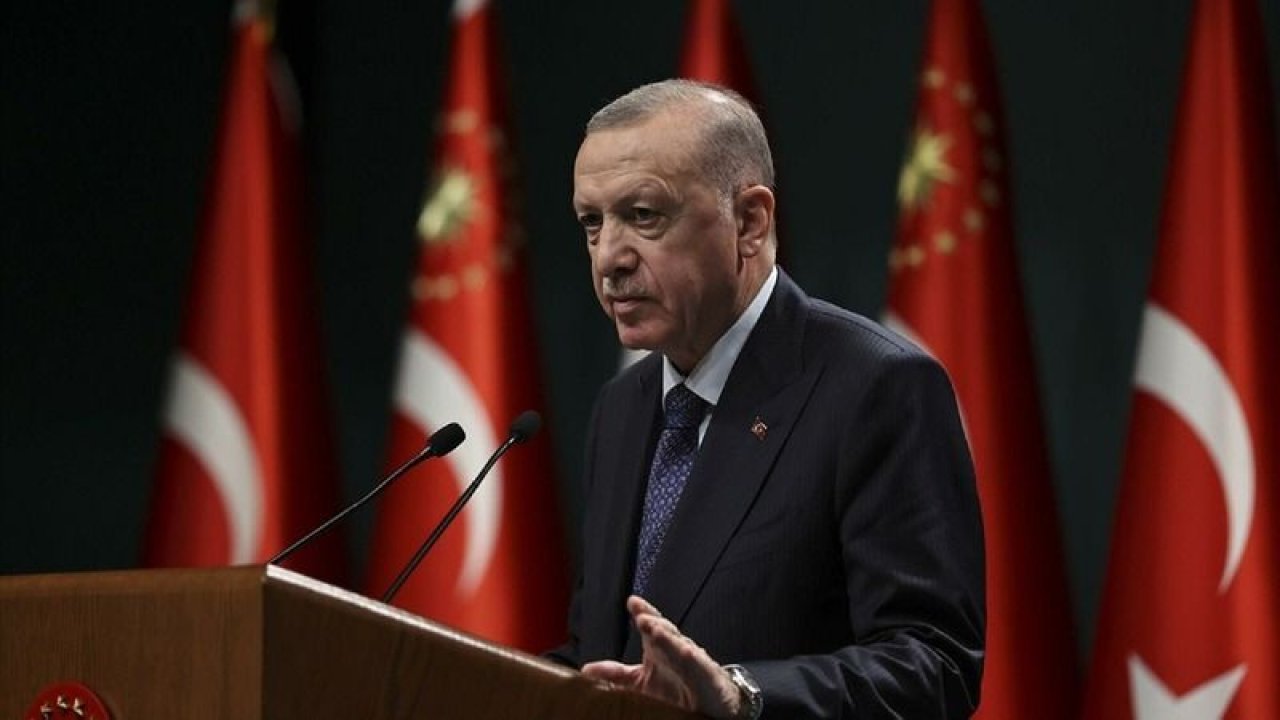 Cumhurbaşkanı Erdoğan'dan sosyal medya açıklaması: Demokrasi için tehdit